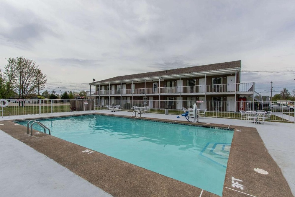 Rodeway Inn Image 21