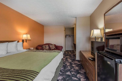 Rodeway Inn image 31